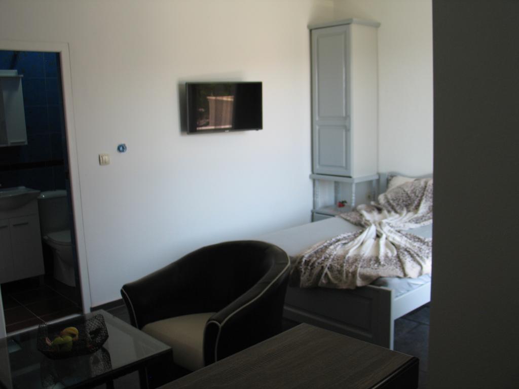 Guest House Dena Dobra Voda Pokoj fotografie